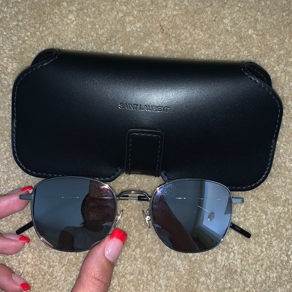 YSL sunglasses 🖤 - Picture 1 of 6